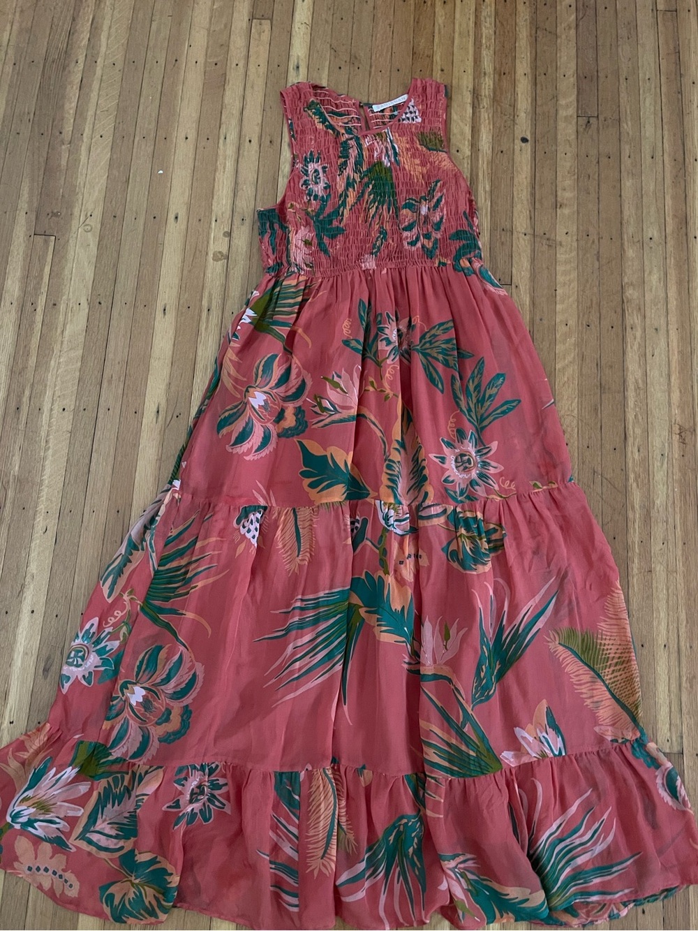 Banjanan Iris Tiered floral maxi dress . Small